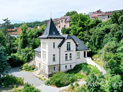 Prodej činžovního domu 338 m²