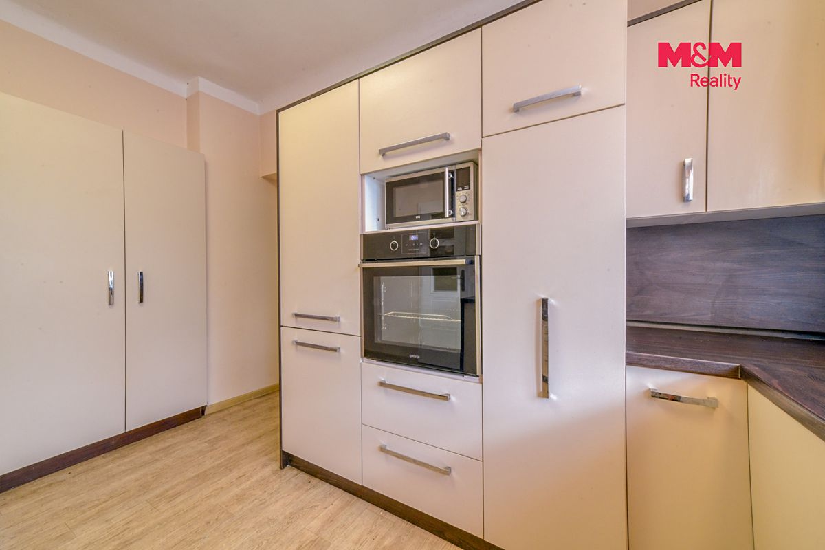 Prodej rodinného domu 123 m², pozemek 1262 m² – fotografie 4