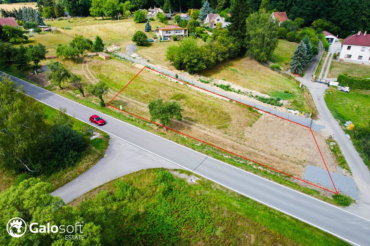 Prodej stavebního pozemku 1034 m²