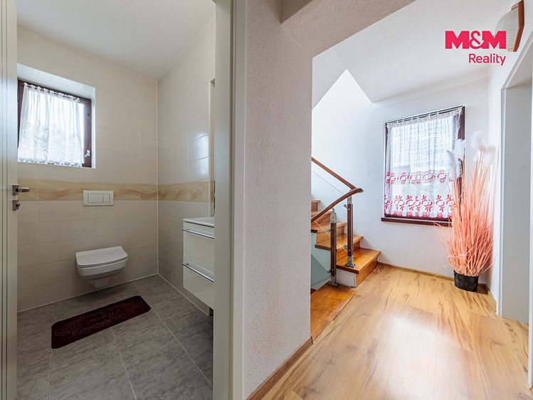 Haus zum Kauf, 318 m² (11 von 17)