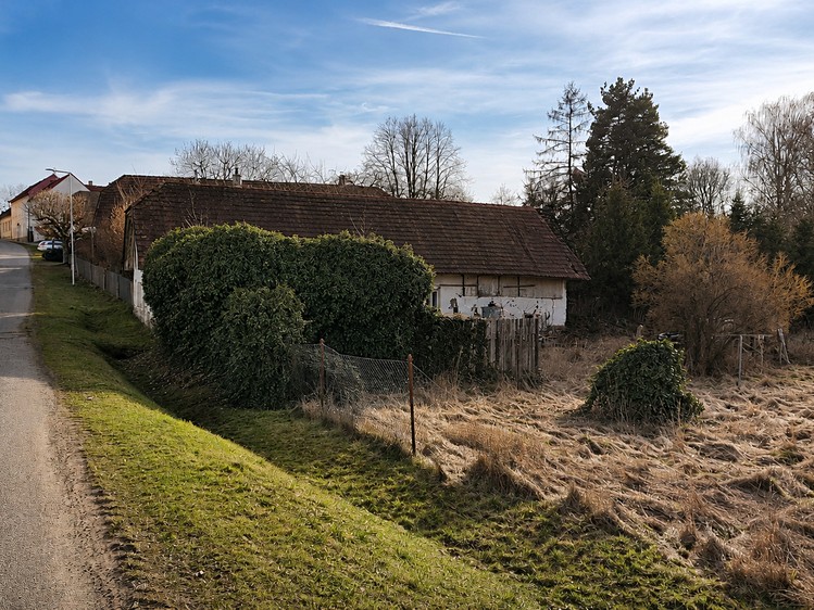 Prodej pozemku, 1 695 m² (3 z 9)