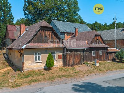 Prodej rodinného domu 300 m², pozemek 929 m²