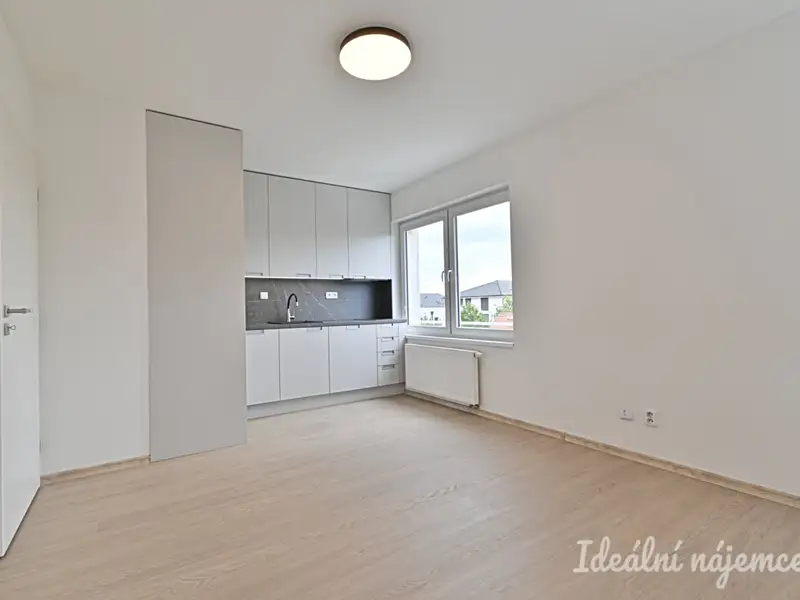Pronájem bytu 2+kk 34 m², Brno – náhled fotky 3
