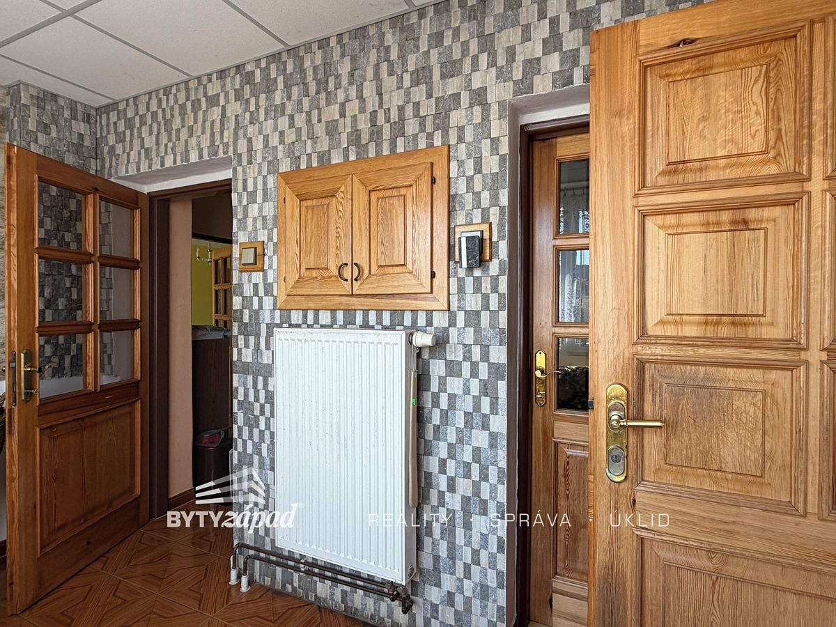Prodej rodinného domu 90 m², pozemek 1619 m² – fotografie 5