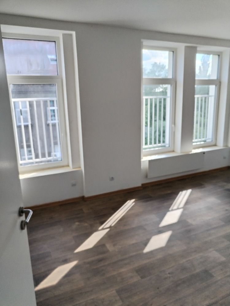Pronájem bytu 1+kk 34 m² – fotografie 2