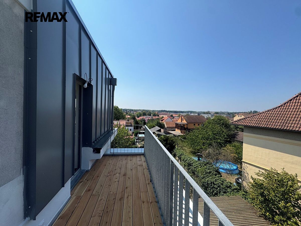 Pronájem bytu 3+kk 73 m²