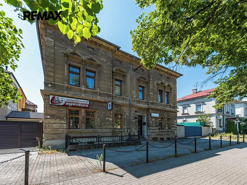 Prodej kanceláře 400 m², Chomutov – náhled fotky 1