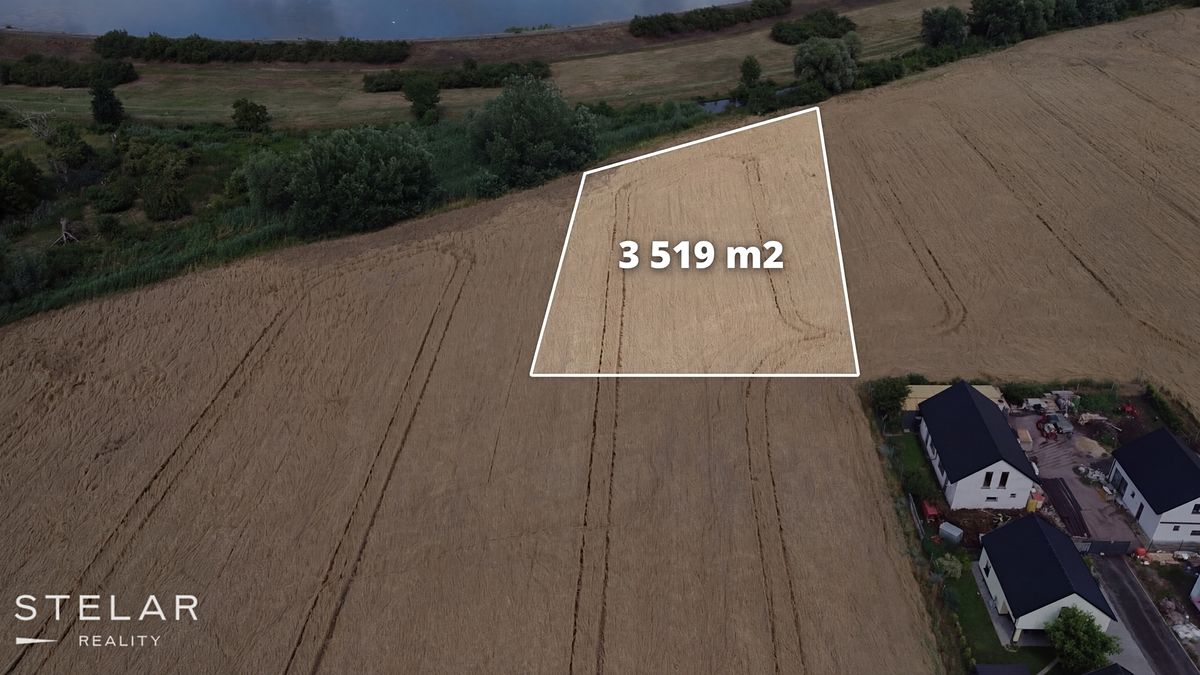 Prodej pole 3519 m²