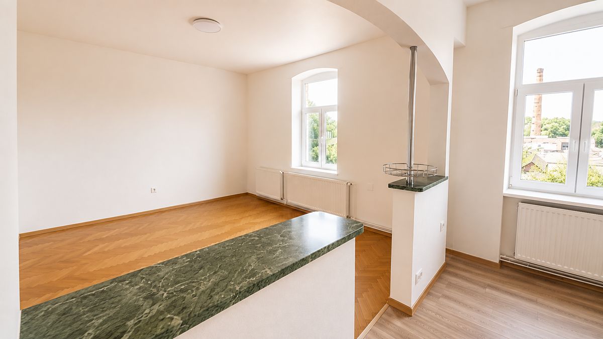 Pronájem bytu 3+1 85 m² – fotografie 3