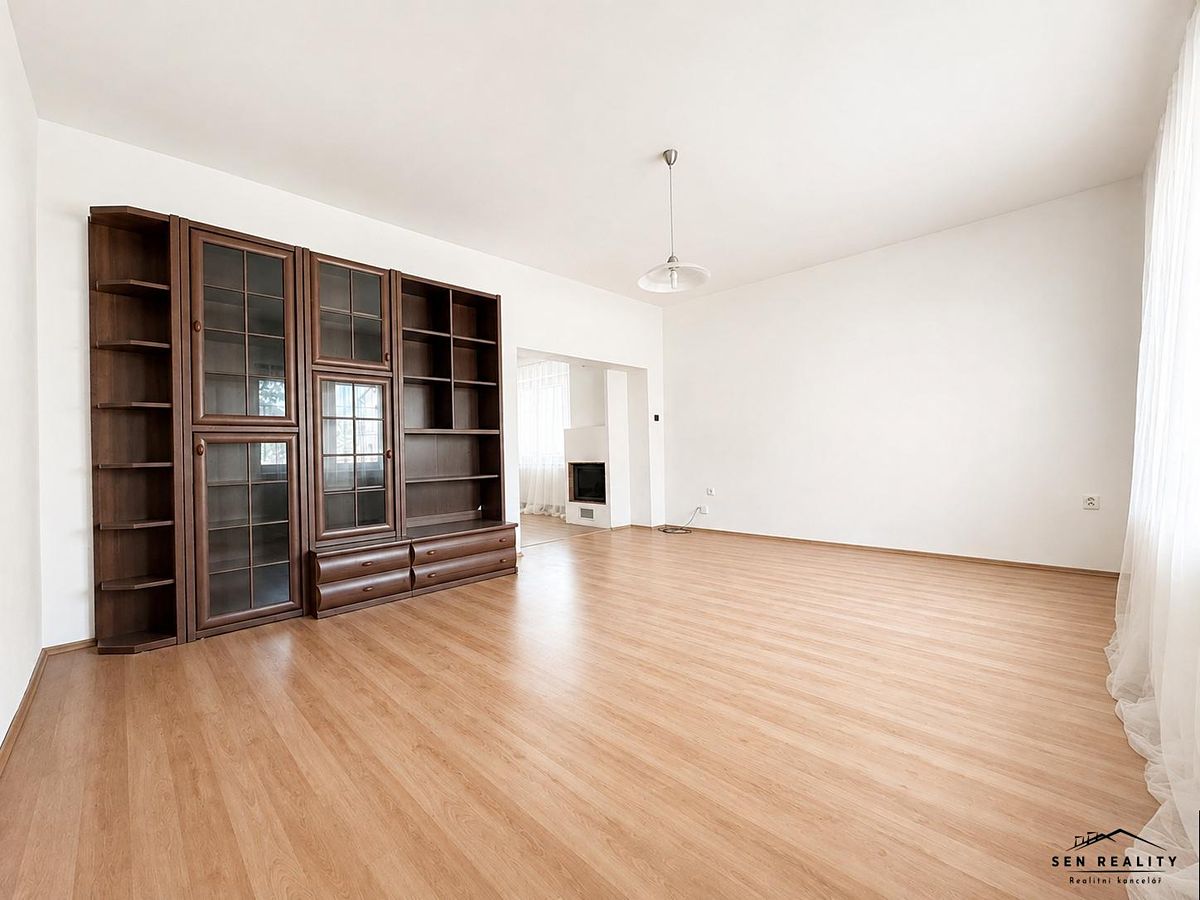 Prodej rodinného domu 124 m², pozemek 299 m² – fotografie 5