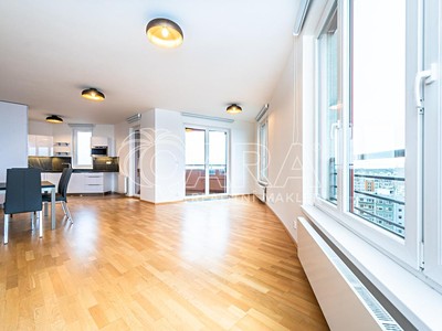 Pronájem bytu 3+kk 90 m²