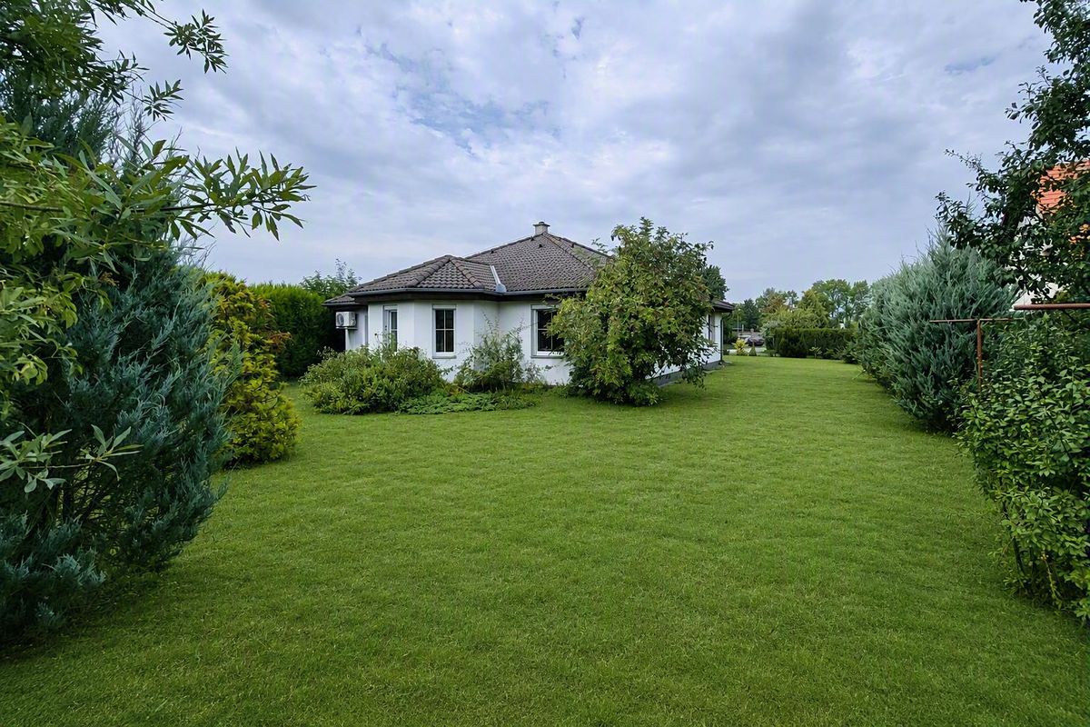 Prodej rodinného domu 160 m², pozemek 815 m²