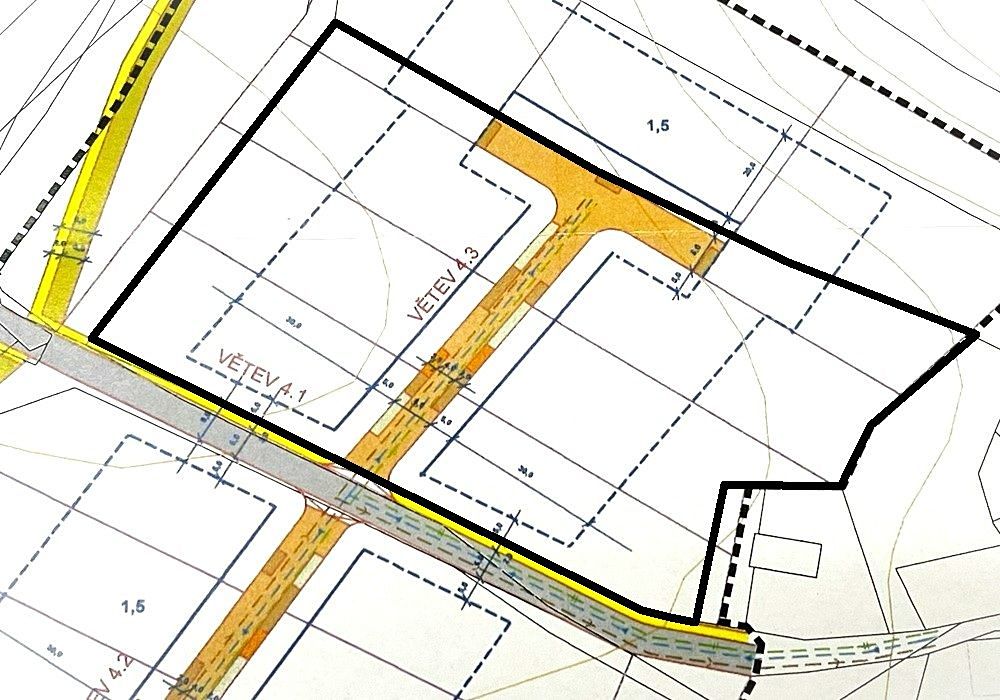 Prodej stavebního pozemku 9236 m² – fotografie 3