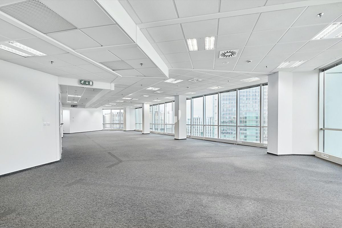 Pronájem kanceláře 173 m² – fotografie 4