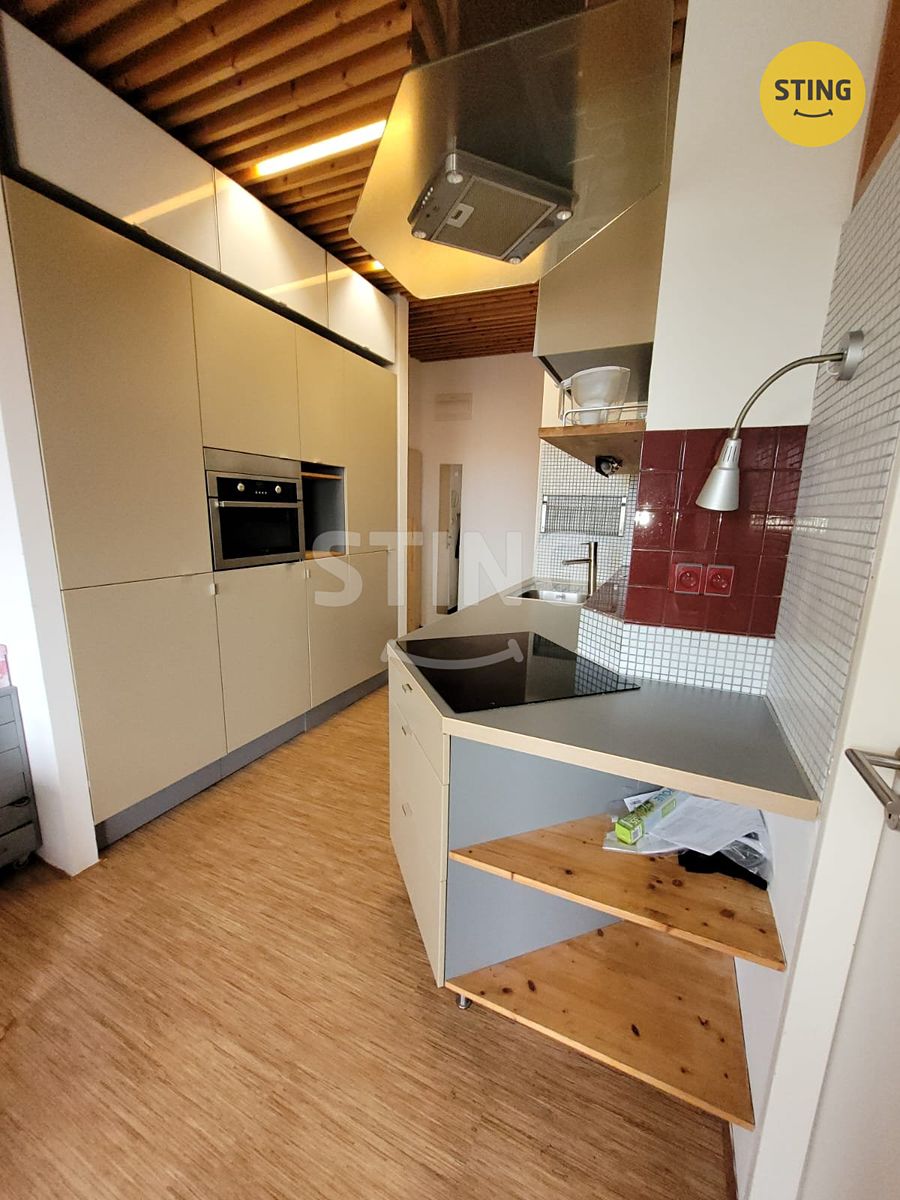 Pronájem bytu 2+kk 39 m² – fotografie 5