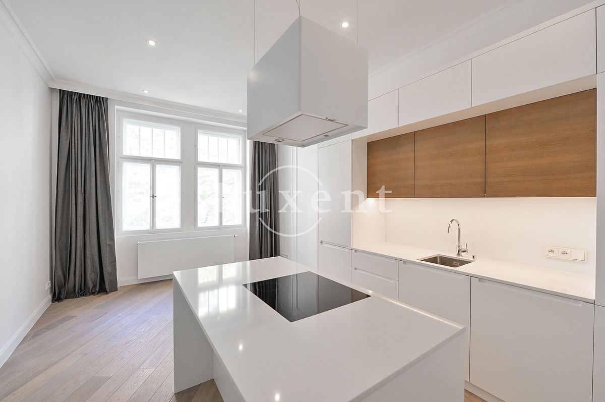 Pronájem bytu 2+kk 54 m²