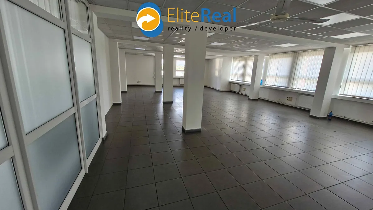 Pronájem kanceláře 155 m²