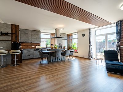 Prodej rodinného domu 180 m², pozemek 1675 m²
