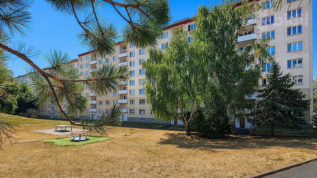 Pronájem bytu 1+1 34 m²