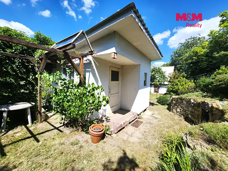 Prodej zahrady 605 m², Líšťany – náhled fotky 3