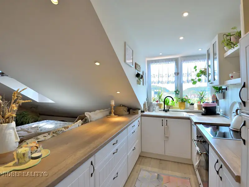 Prodej bytu 2+kk 80 m², Praha – náhled fotky 2
