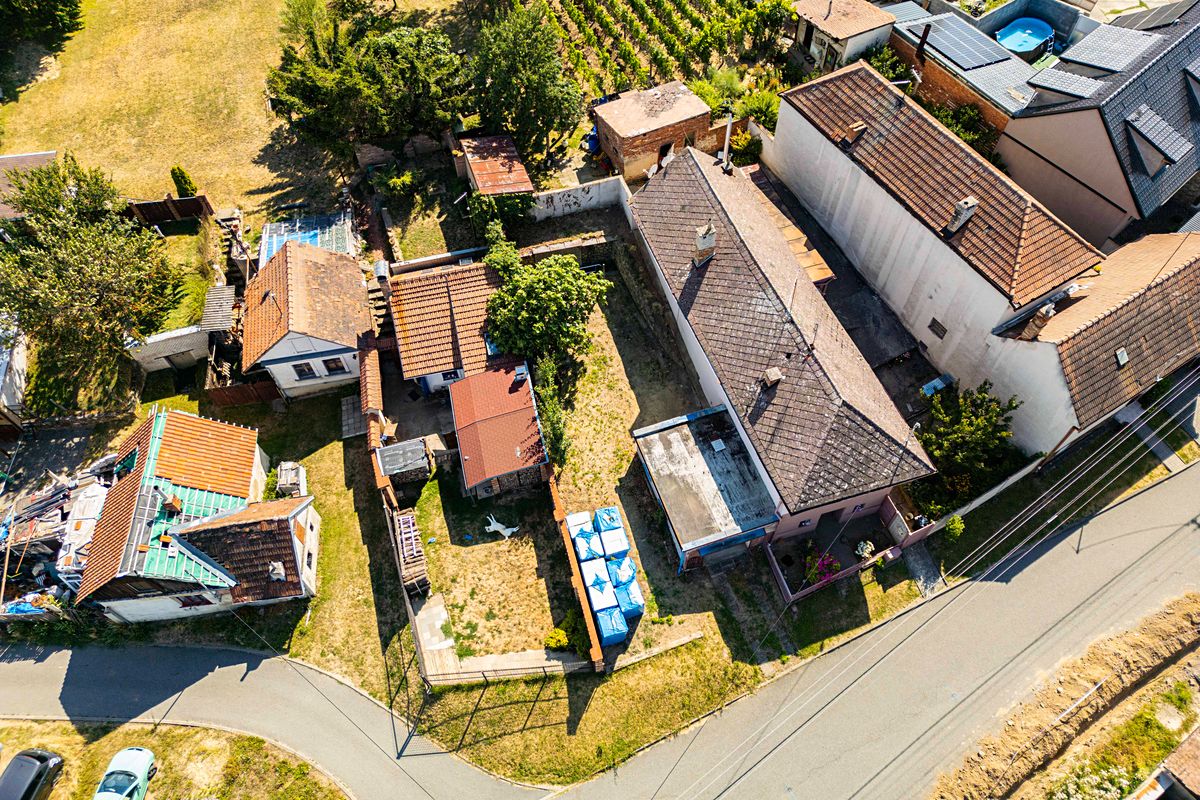 Prodej stavebního pozemku 161 m²