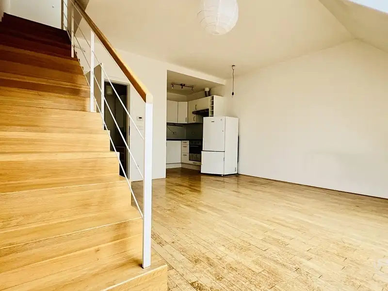 Prodej bytu 2+kk 72 m², Praha – náhled fotky 2