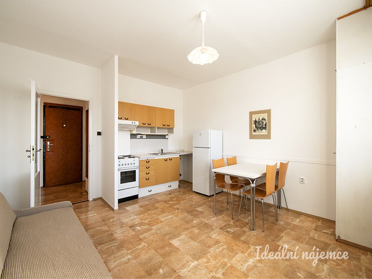 Pronájem bytu 2+kk 42 m²