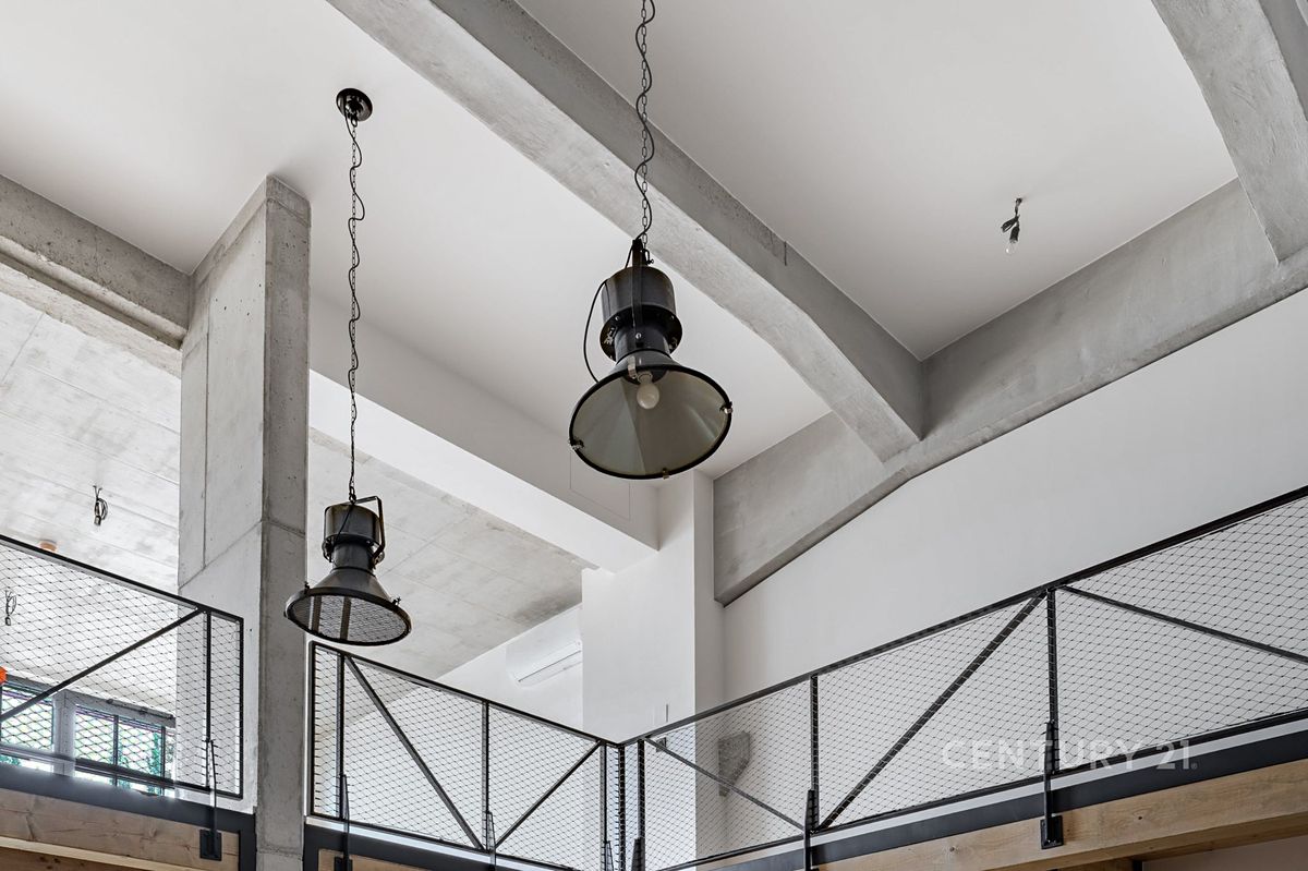 Prodej kanceláře 176 m² – fotografie 2