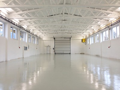 Pronájem komerčního prostoru, 400 m² (2 z 9)