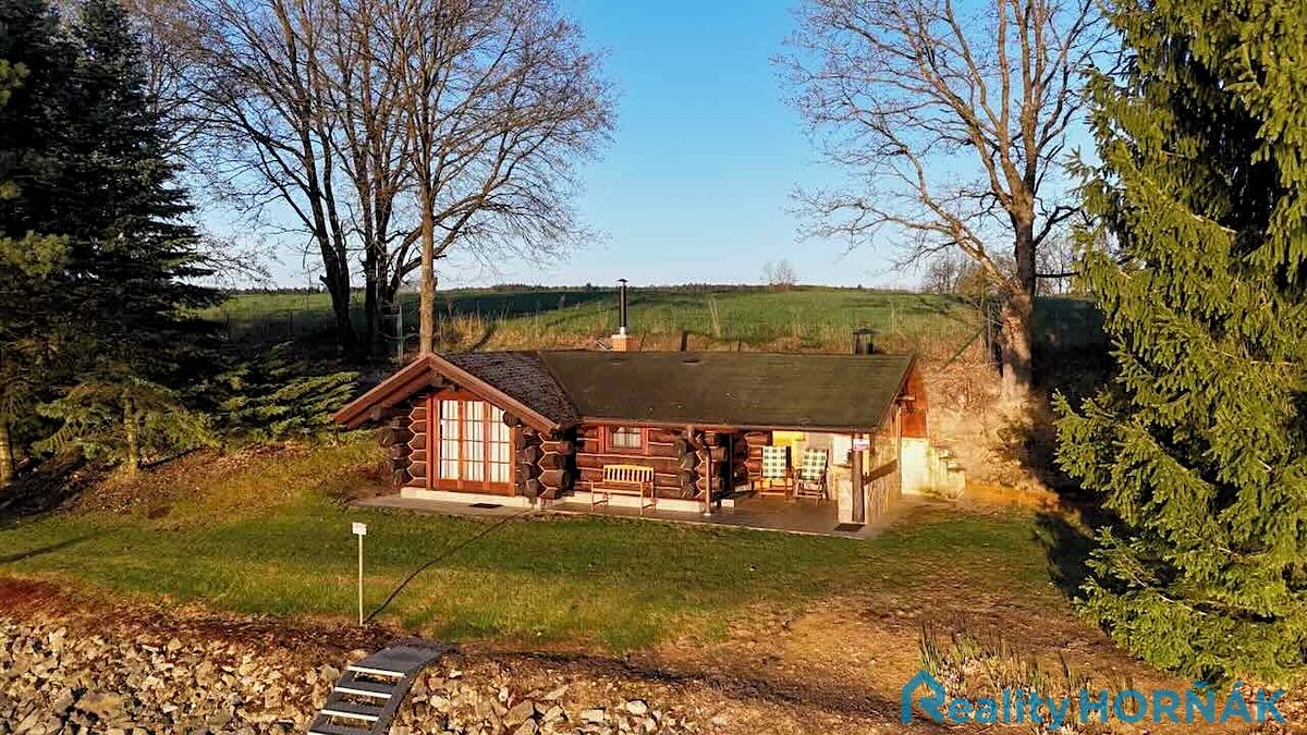 Prodej rodinného domu 293 m², pozemek 3428 m² – fotografie 3