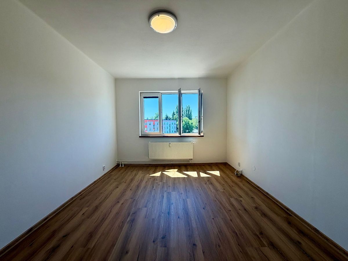 Pronájem bytu 2+1 56 m²