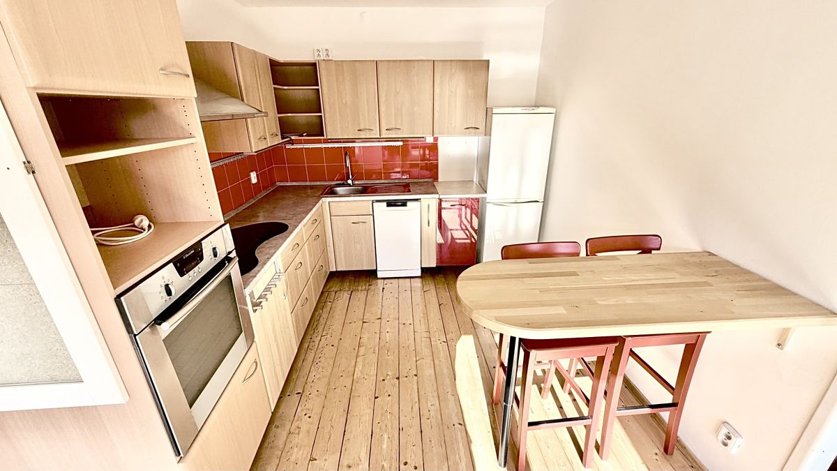 Pronájem bytu 3+1 117 m²