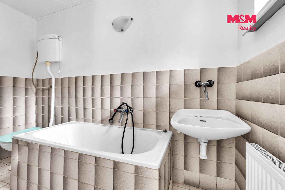 Prodej rodinného domu 155 m², pozemek 747 m² – fotografie 4