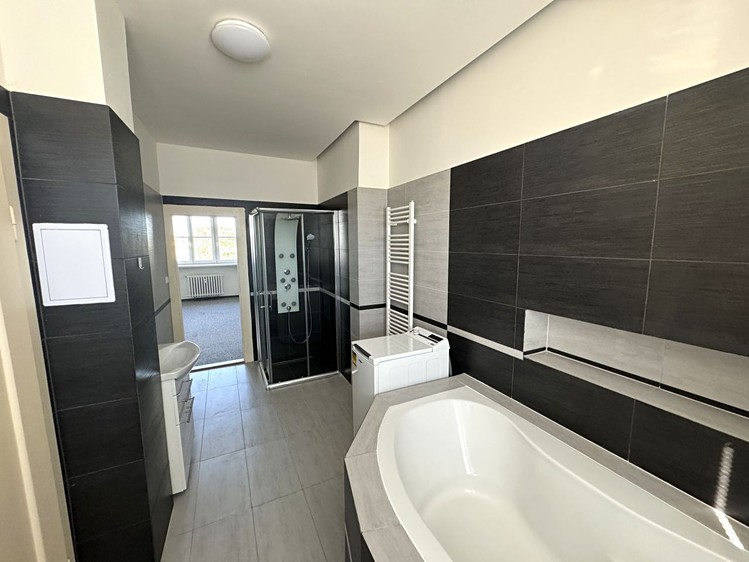 Квартира 3+1 в оренду, 80 м² (12 з 16)