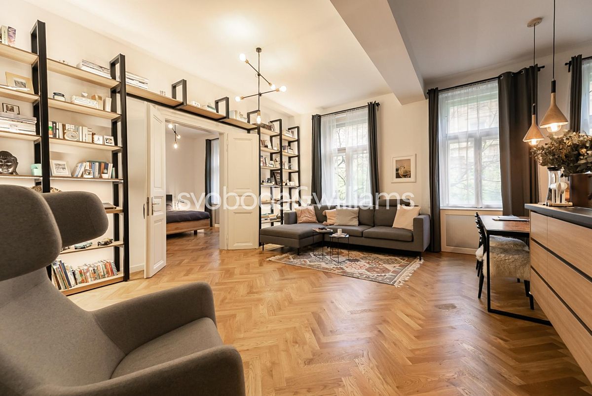 Pronájem bytu 2+kk 77 m²