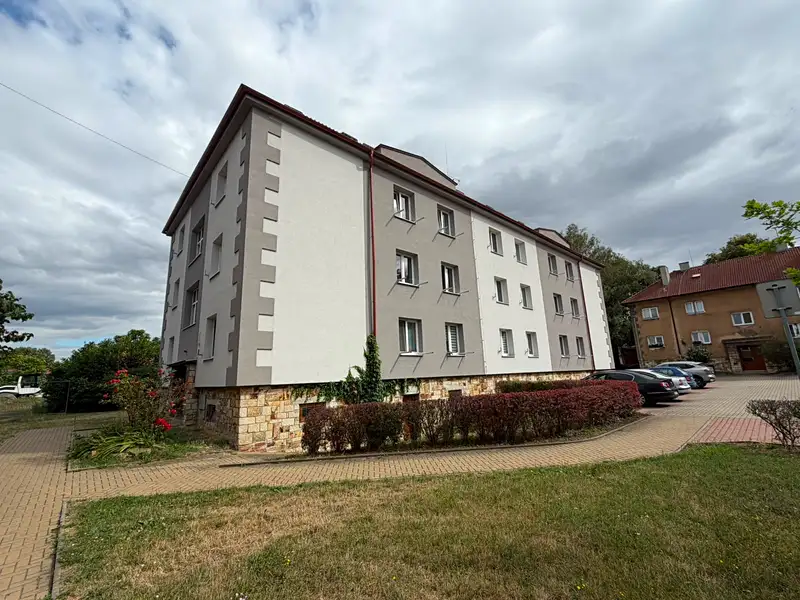 Pronájem bytu 1+1 30 m², Lovosice – náhled fotky 1