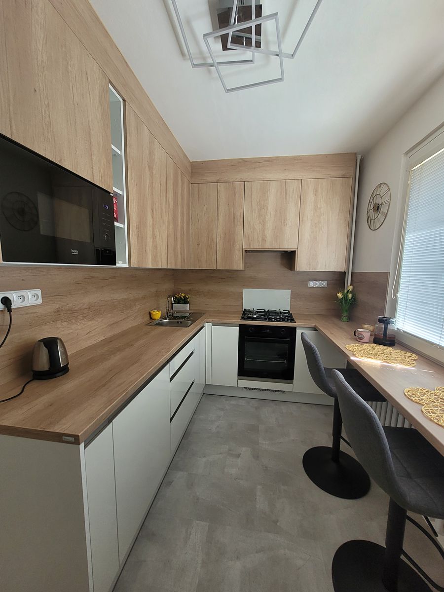 Pronájem bytu 1+1 37 m²