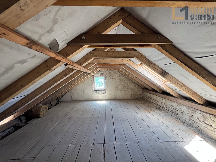 Комерційне приміщення на продаж, 370 м² (33 з 42)