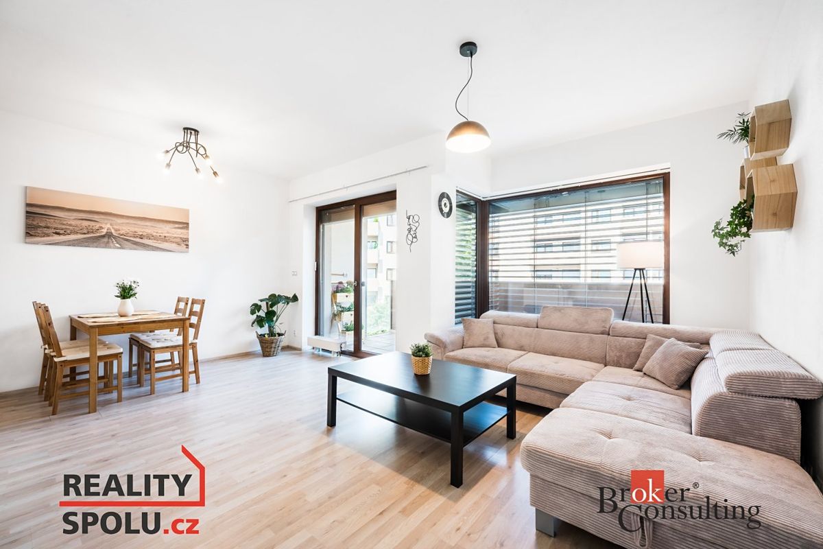 Pronájem bytu 2+kk 61 m²