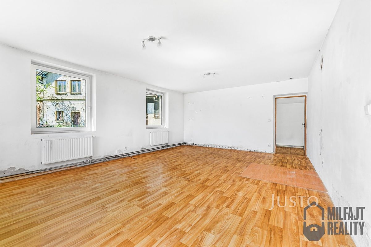 Prodej rodinného domu 145 m², pozemek 360 m² – fotografie 4