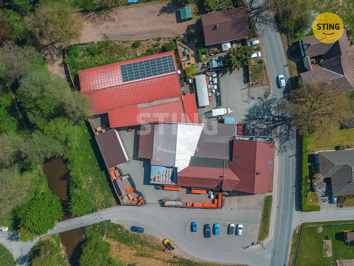 Prodej komerční nemovitosti 1952 m² – fotografie 2