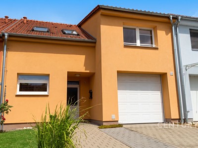 Pronájem  rodinného domu 156 m², pozemek 78 m²