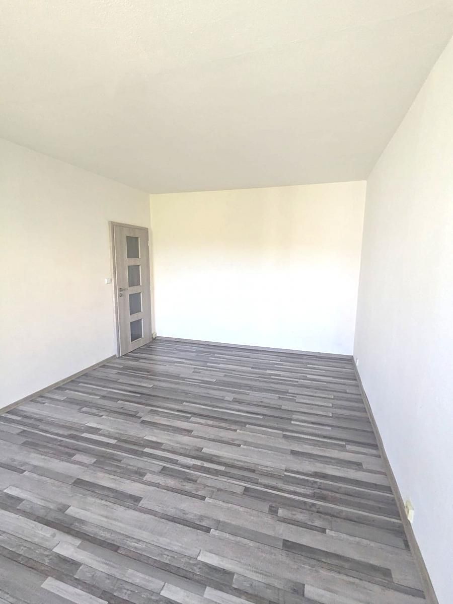Pronájem bytu 2+1 58 m² – fotografie 4