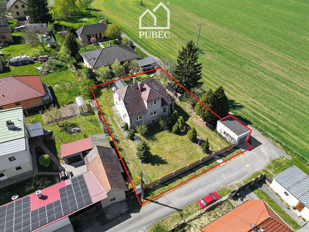 Prodej rodinného domu 242 m², pozemek 933 m² – fotografie 5