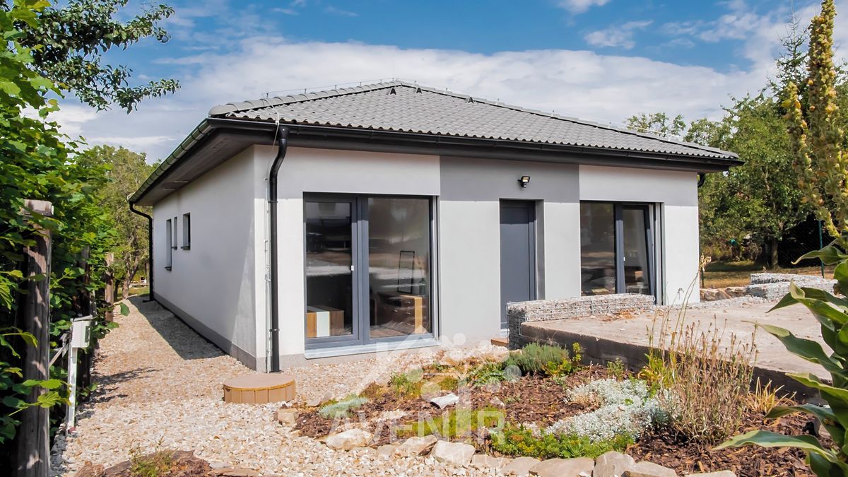 Prodej rodinného domu 97 m², pozemek 873 m²