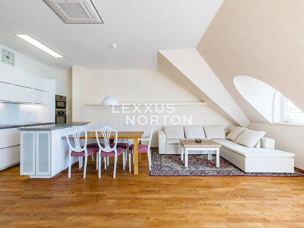 Pronájem bytu 4+kk 150 m²