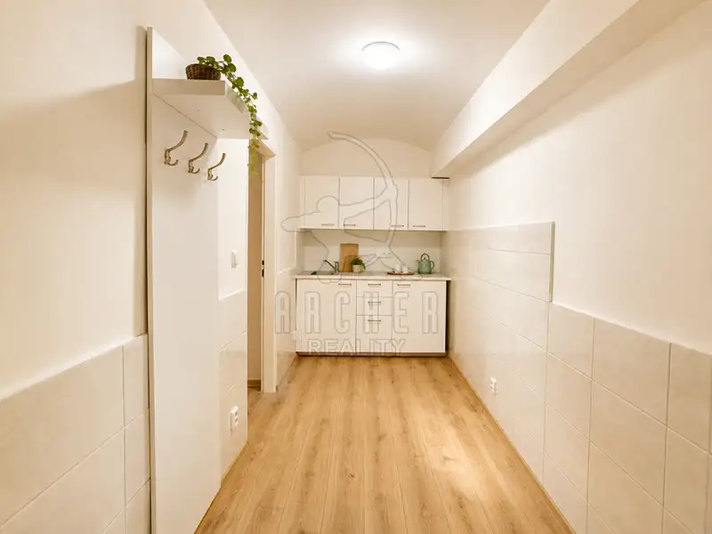 Prodej bytu 1+1 33 m², Praha – náhled fotky 2