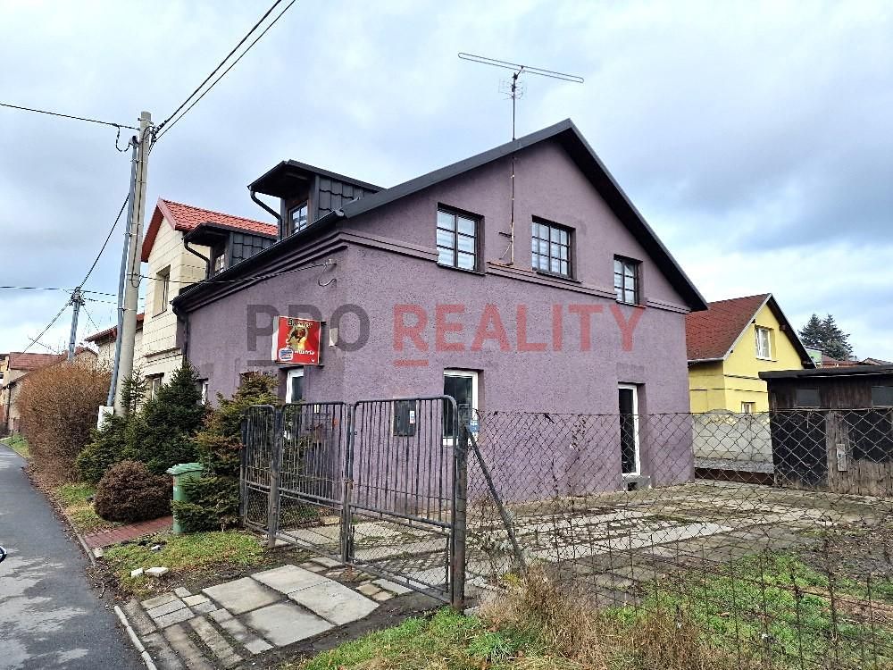 Prodej rodinného domu 156 m², pozemek 241 m² – fotografie 2