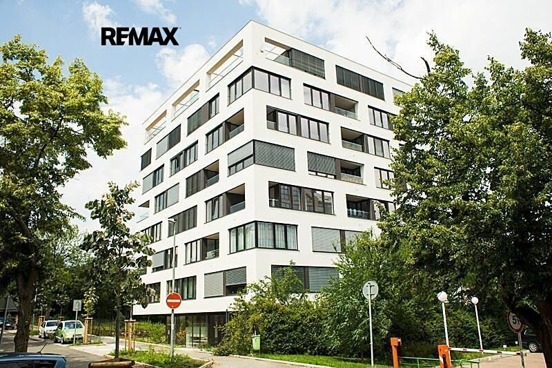 Pronájem bytu 2+kk 58 m²